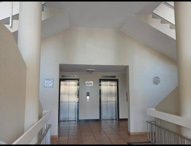 3 BEDROOM APARTMENT FOR SALE IN UMHLANGA ROCKS